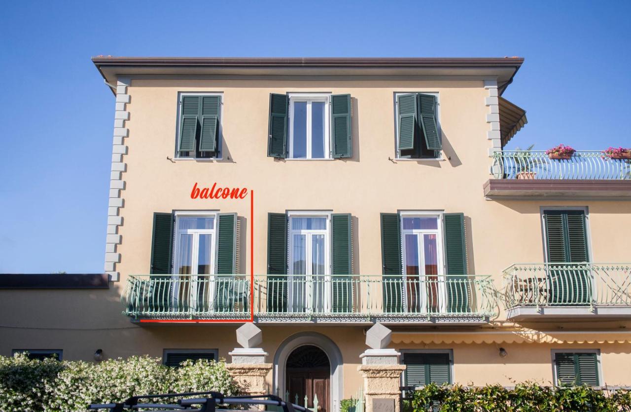 Via Colombo Apartment Marina di Massa Bagian luar foto